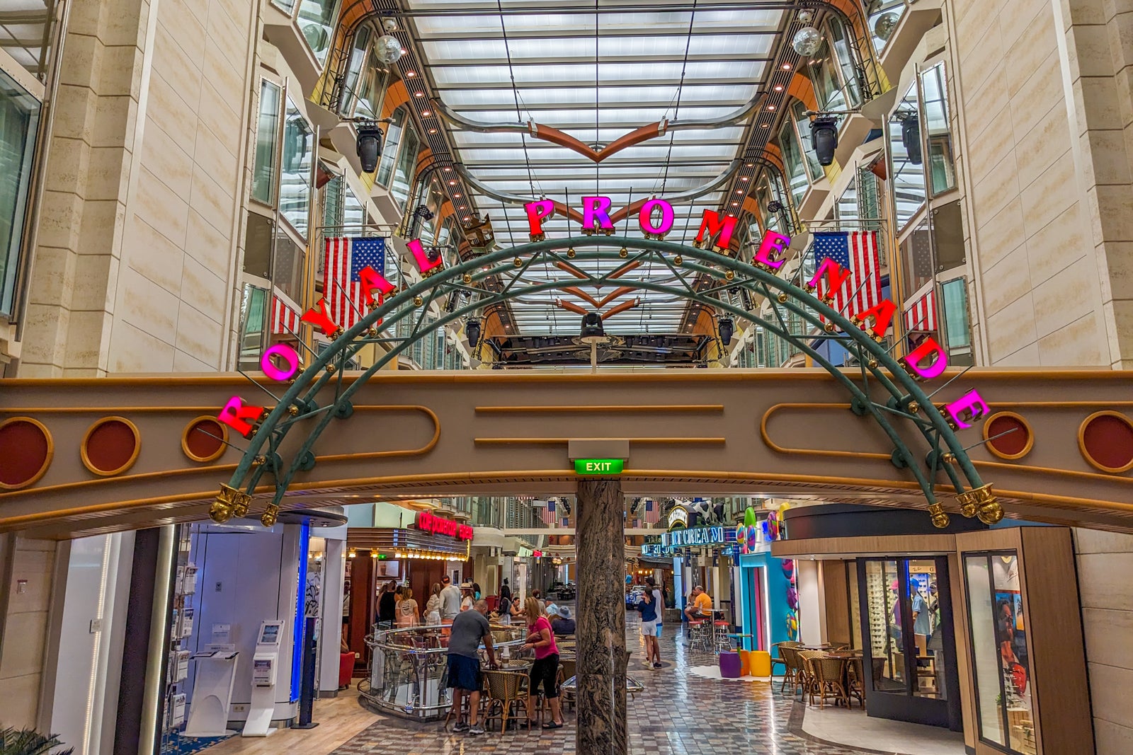 Shopping on the Royal Caribbean Independence of the Seas