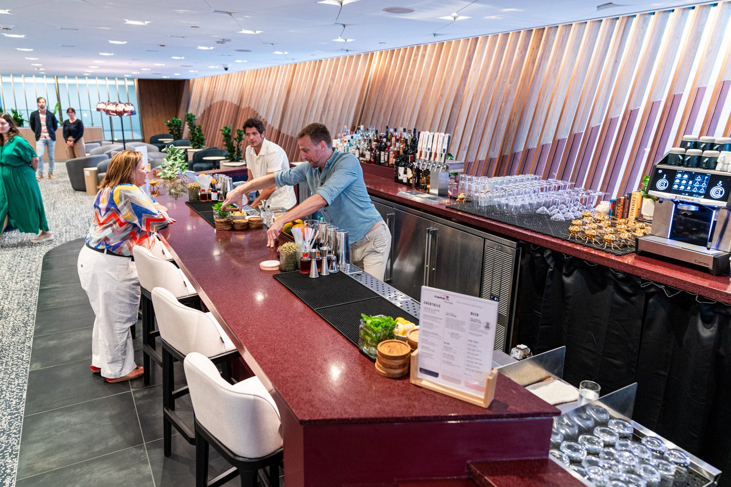 Emerald Club Lounge? National Car Rental Opens Up Inside Dulles - Pizza In  Motion