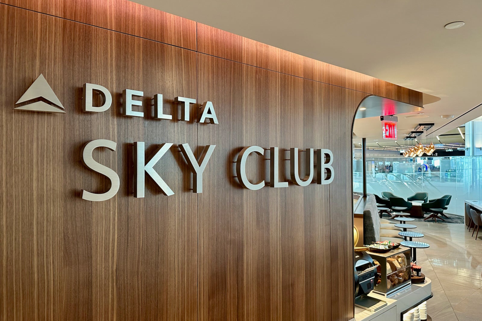 Delta Sky Club Newark