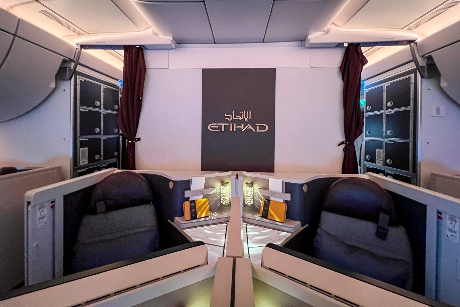 Etihad enterprise class overview aboard the Airbus A350