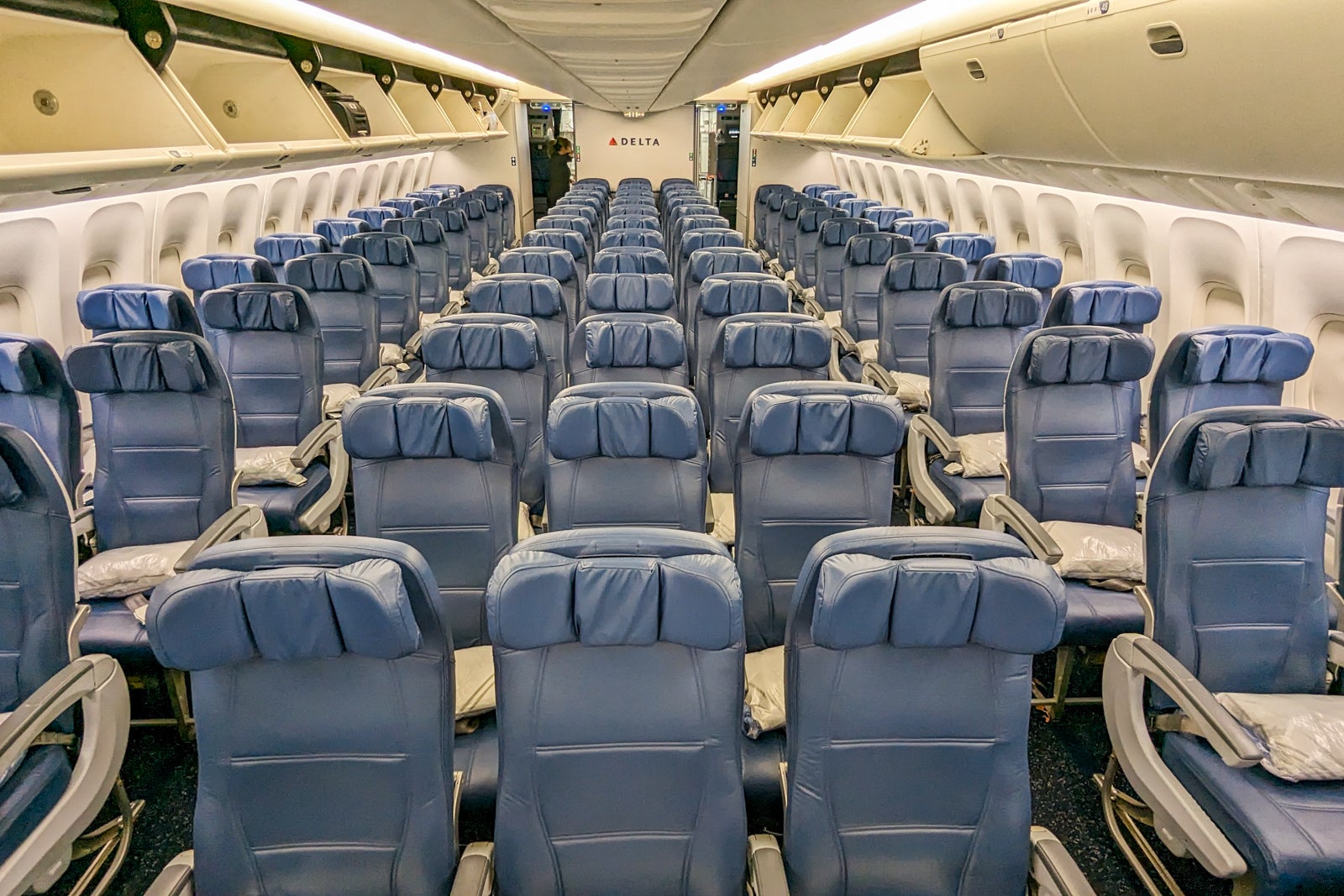 Flight Review Delta Airlines Comfort Plus Class Boeing 767-300ER