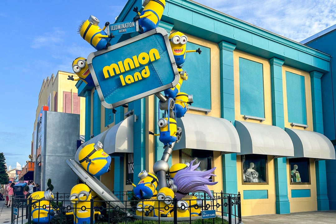 Minion Land At Universal Orlando: Everything You Need To Know - The 