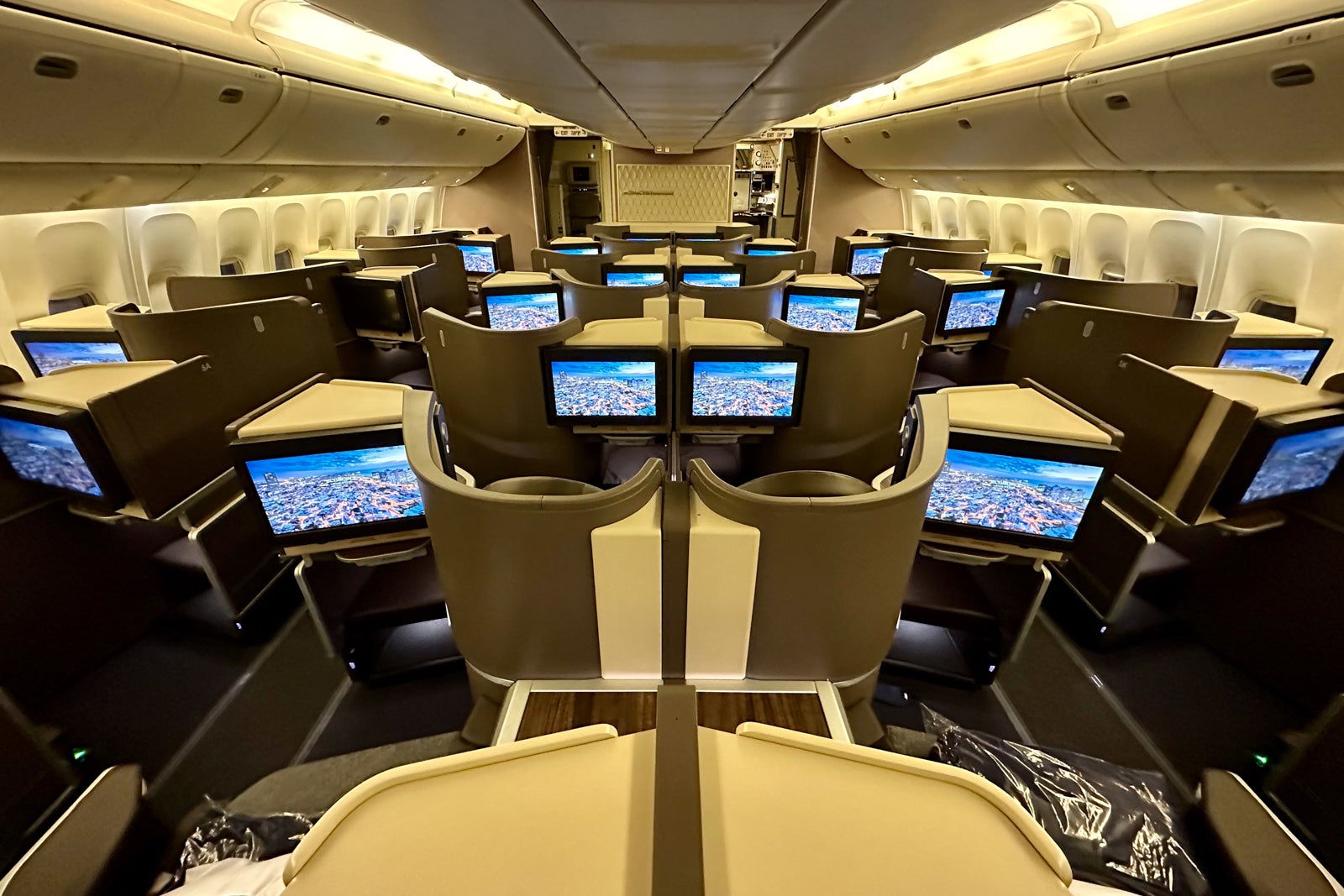 Inside El Al's 1st retrofitted — and massively upgraded — Boeing 777 ...