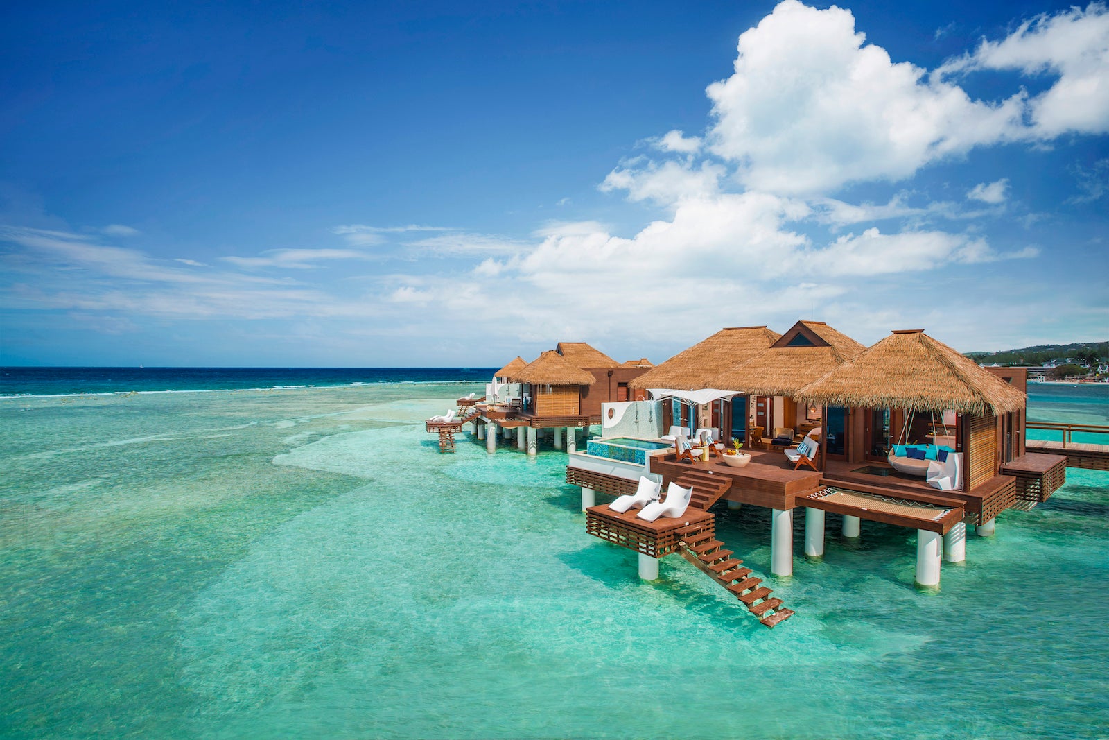 8 best overwater bungalows in the Caribbean