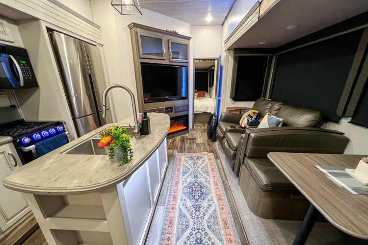 How to rent an RV: What it costs and what to know before you book - The ...