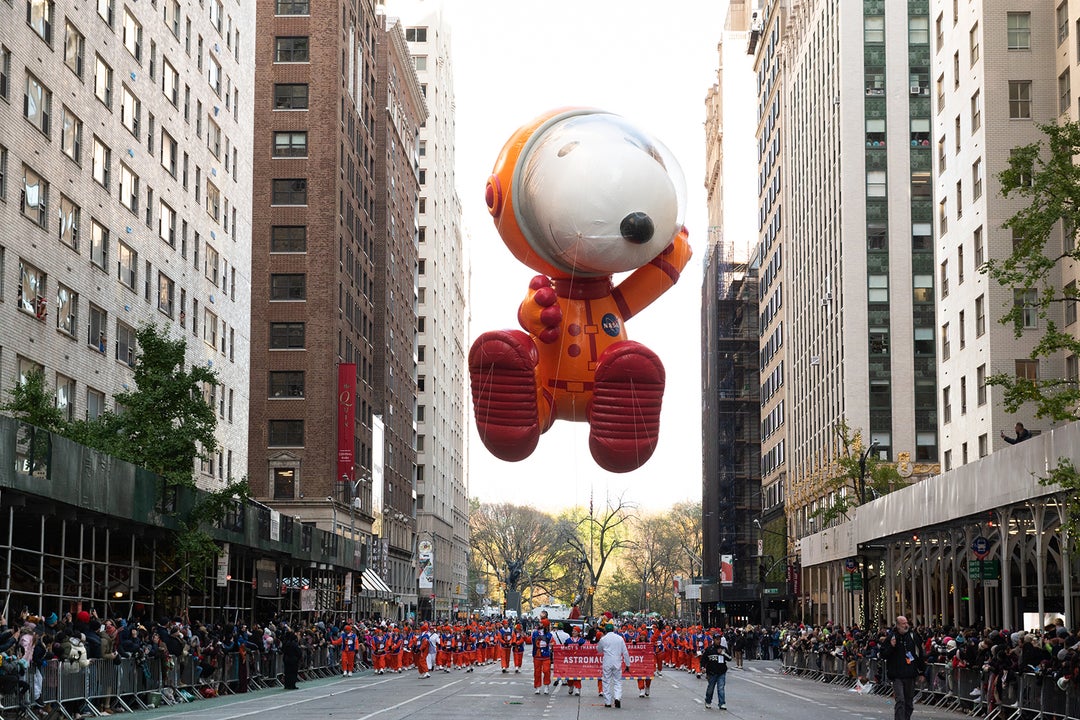 Tips for watching the Macy's Thanksgiving Day Parade in New York City ...