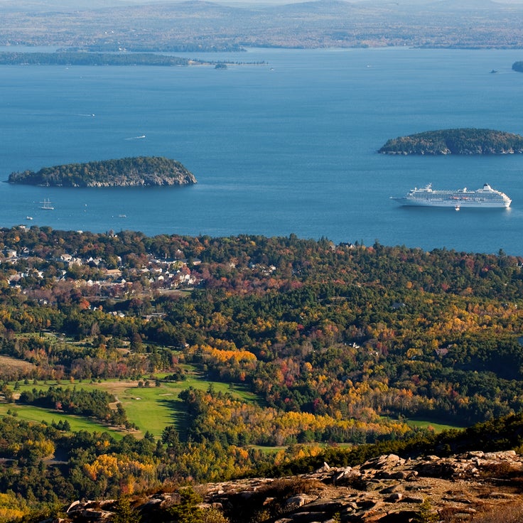 5 best fall foliage cruises in New England, Canada and beyond