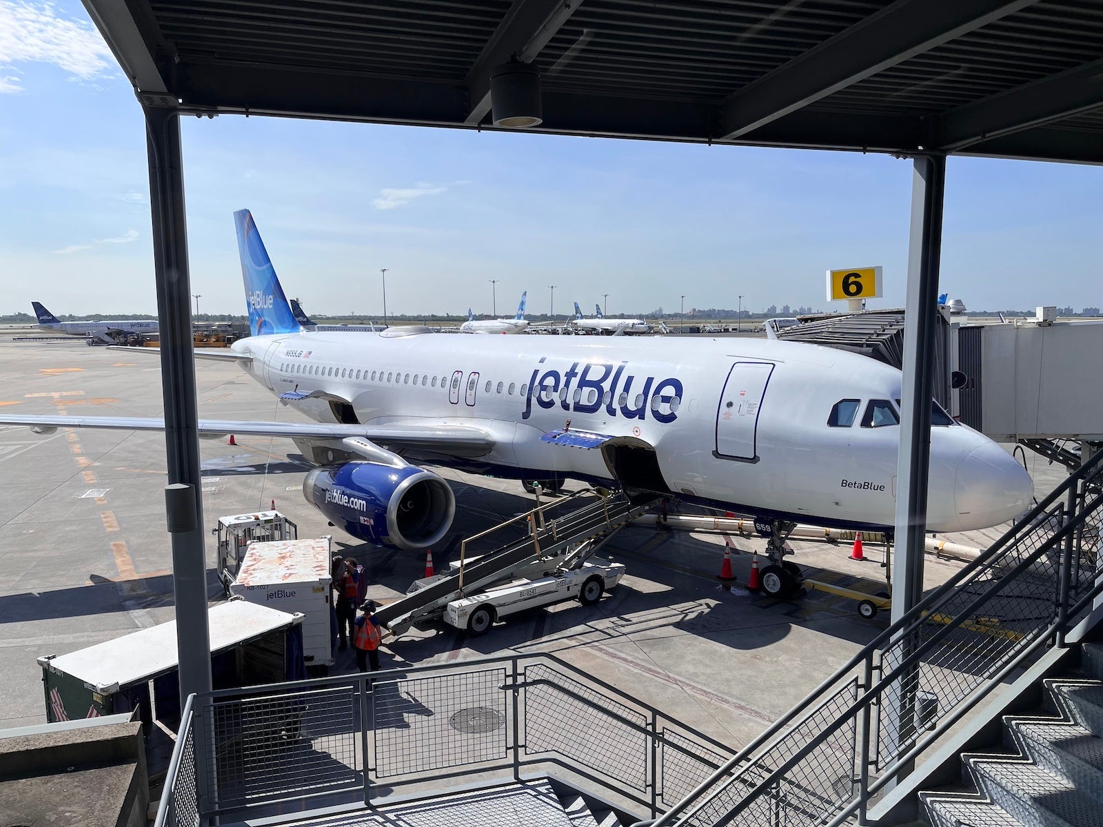 JetBlue Mosaic Members Have New Perks For 2024 The Points Guy   Jetblue Jfk 