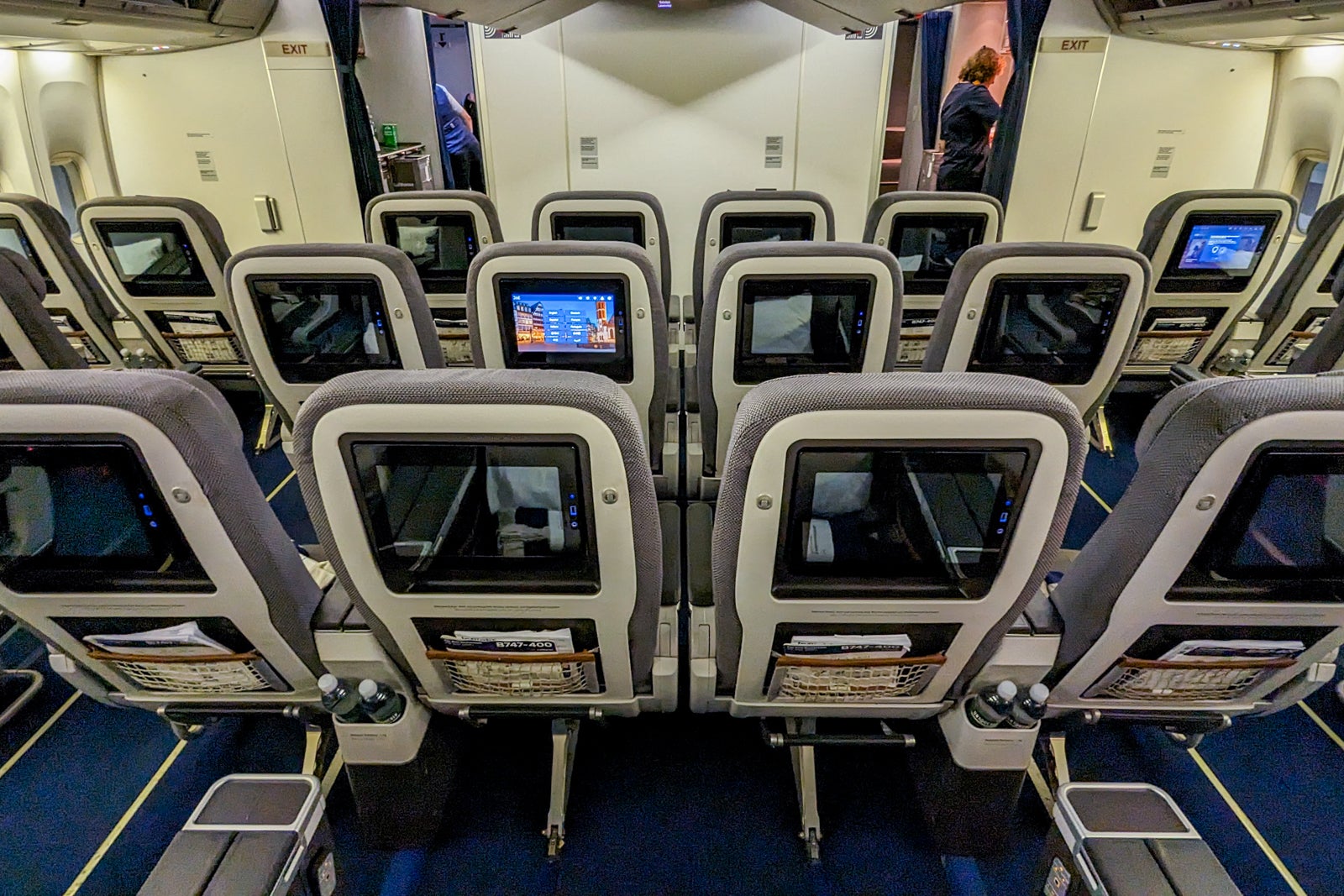 Lufthansa premium economy review - The Points Guy