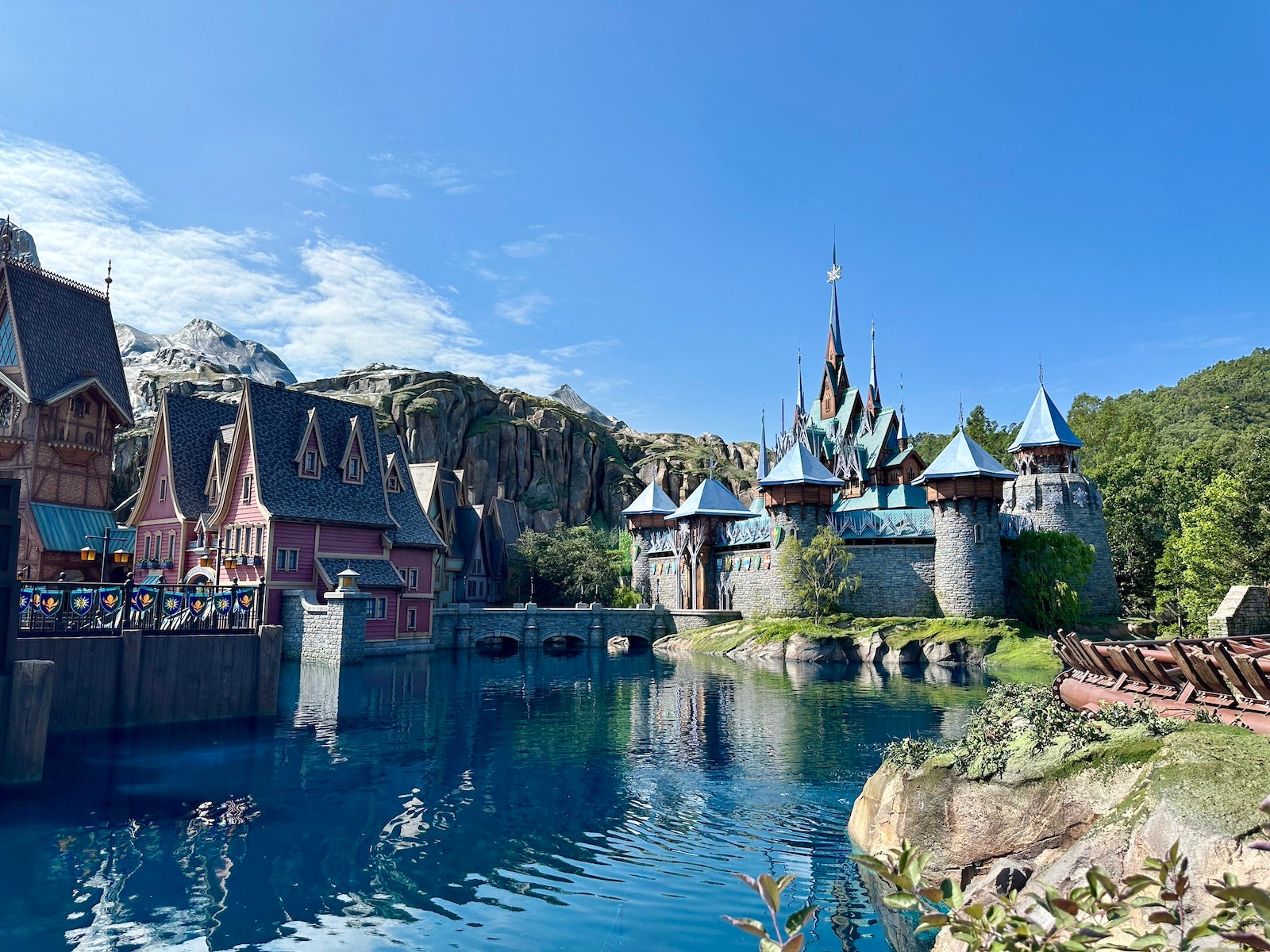 Explore World of Frozen at Hong Kong Disneyland with the team who made ...