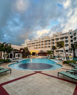 Wyndham to launch industry-first rewards debit card