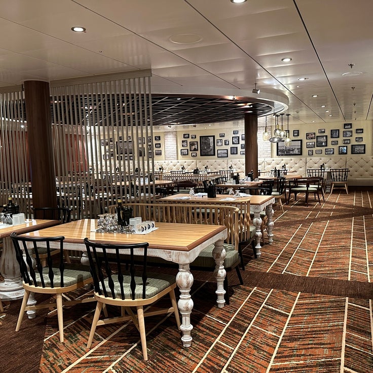 Cucina del Capitano menu: What to expect when you eat at Carnival Cruise Line's Italian restaurant