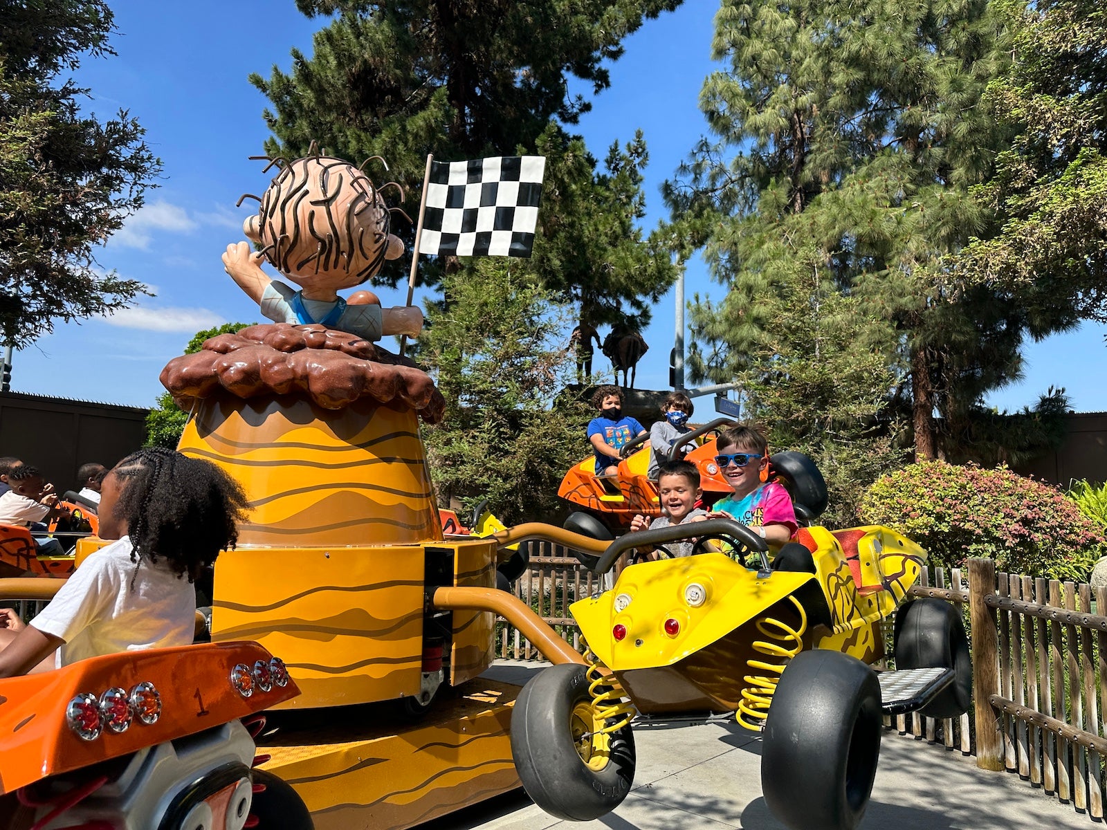 Camp Snoopy Knott's Berry Farm Tchieffi
