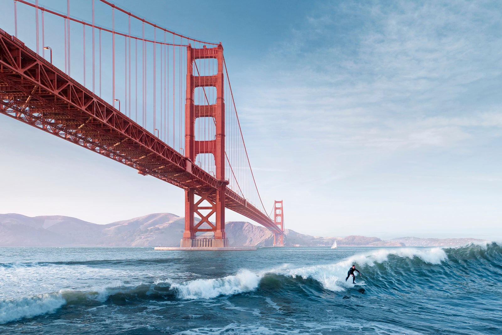 Golden Gate Surfer