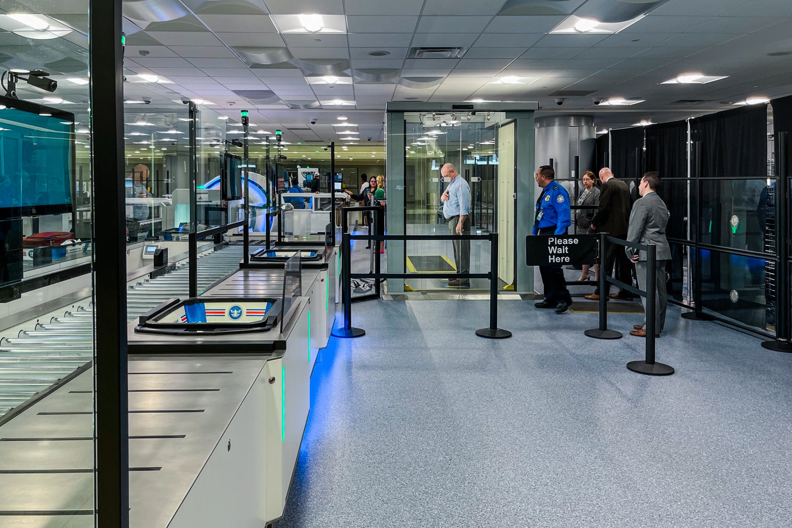 TSA unveils new self-service checkpoint prototype in Las Vegas - The ...