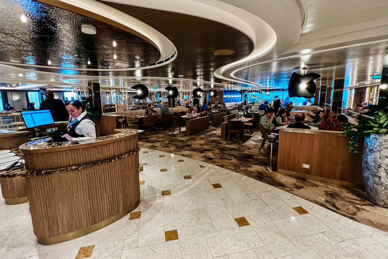 This major cruise line is now serving breakfast for dinner — in a fancy dining room