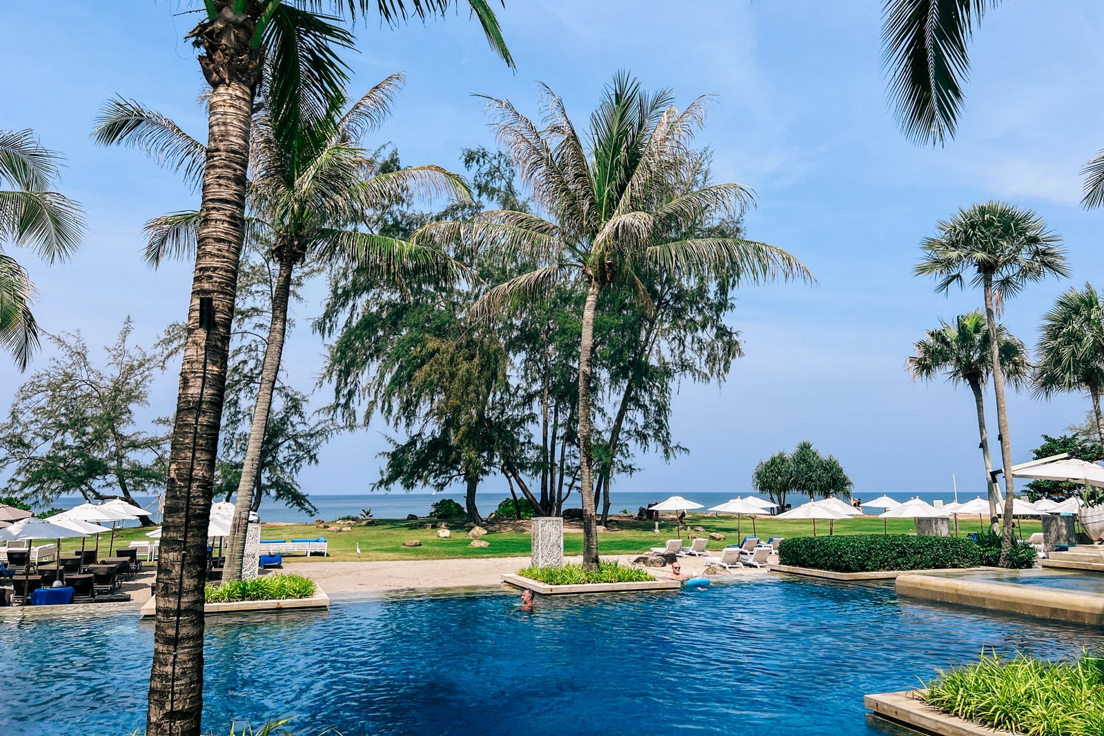 What it’s like staying at Anantara Mai Khao Phuket Villas, a future hotel star of 'The White Lotus'