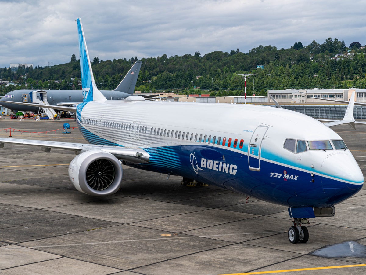 Boeing CEO, top executives to step down amid mounting quality control ...