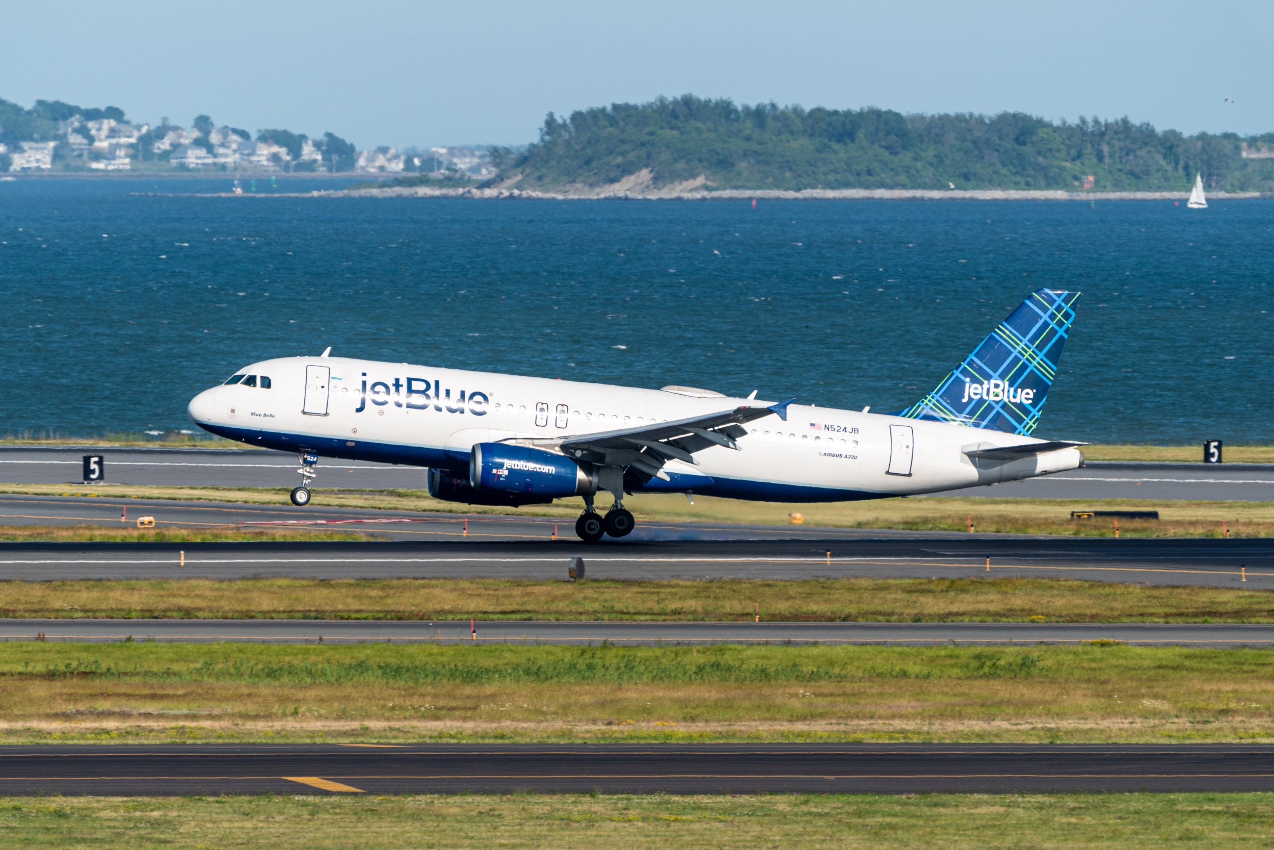 Deal alert: JetBlue’s big fall sale is here – flights from 