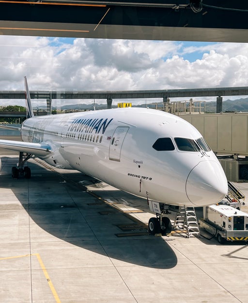Alaska Airlines tweaks award charts with HawaiianMiles