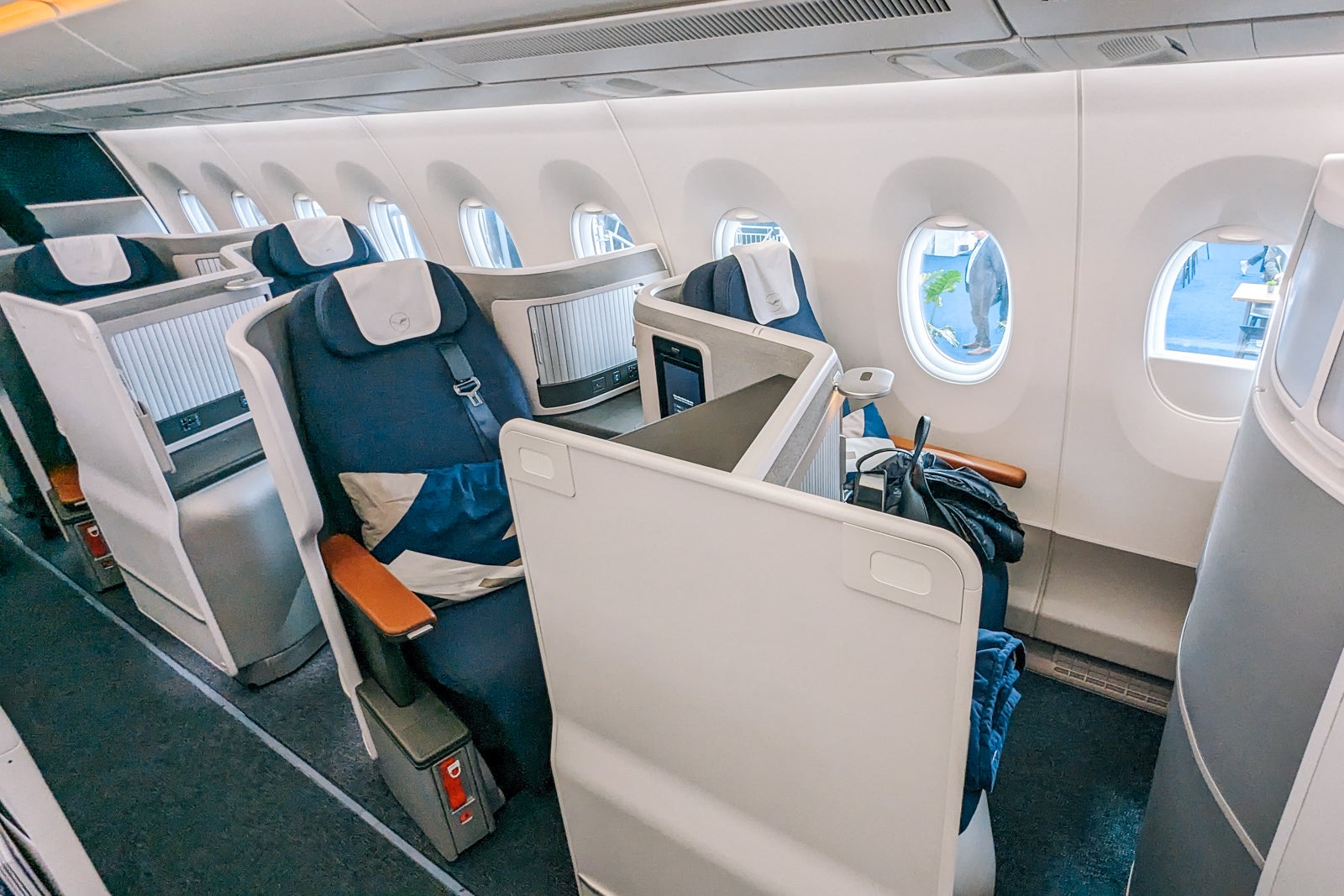 First Look At Lufthansa's Allegris Aircraft With New Seating In All ...