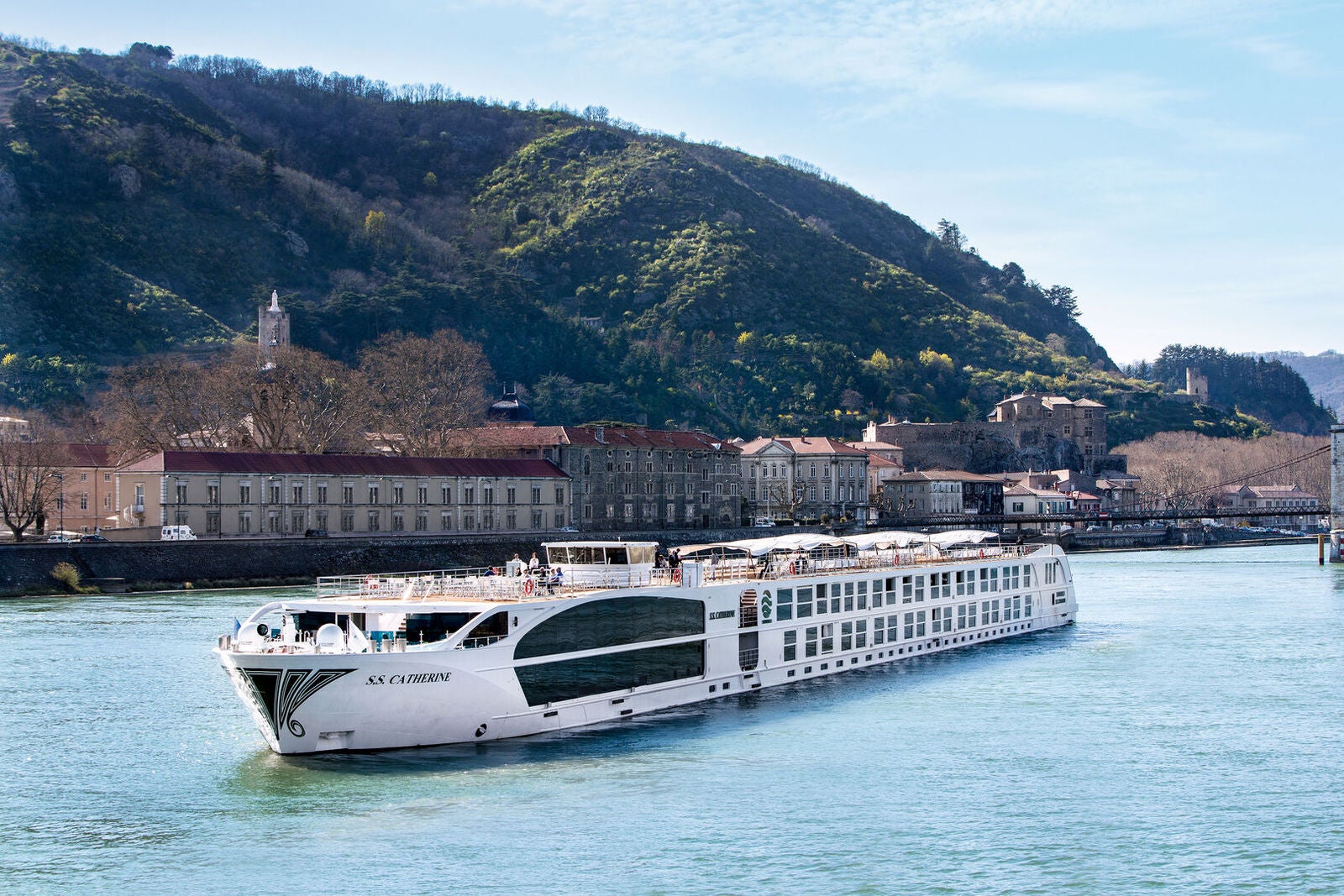 UW-SC-Exterior-FR-4009 (1)