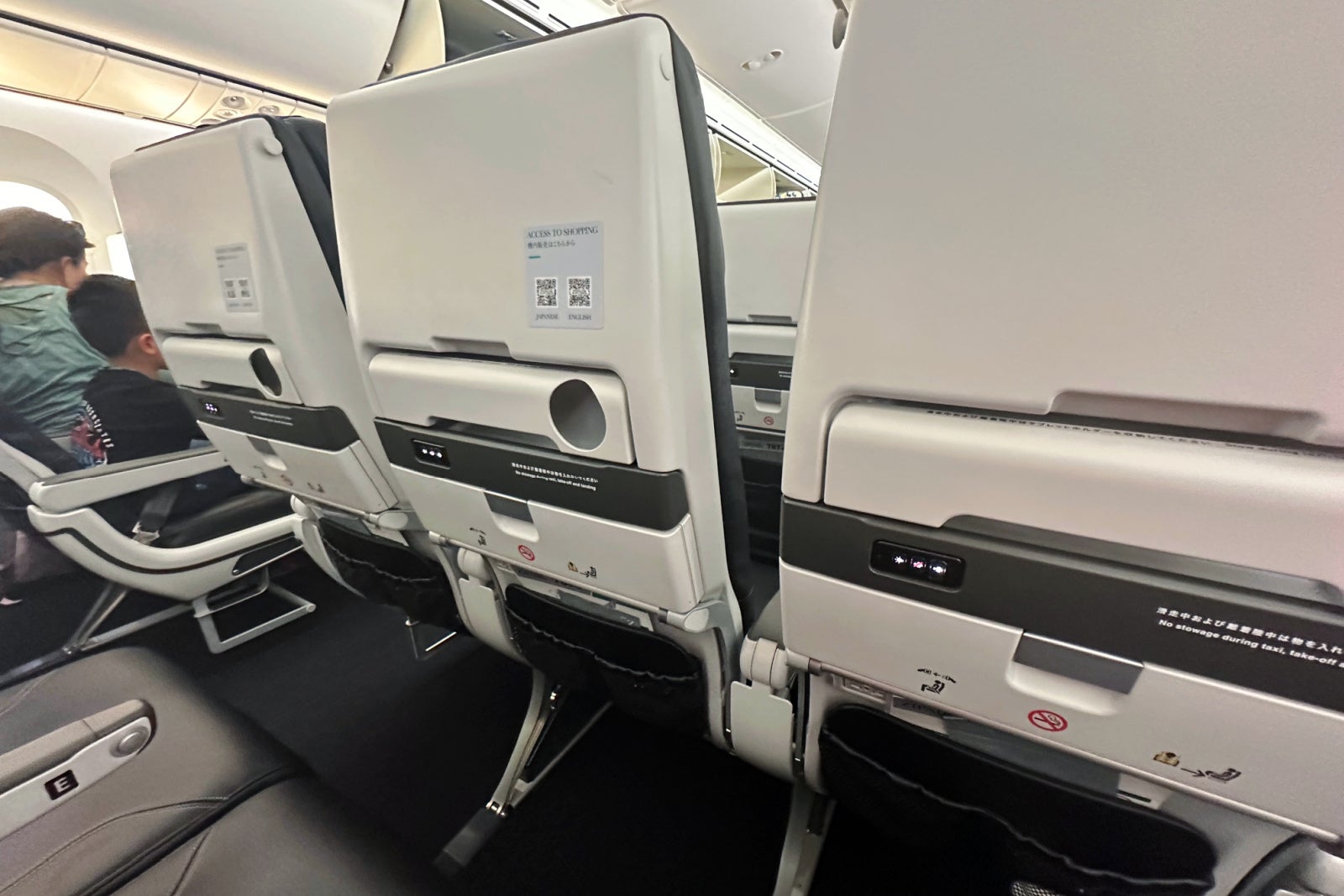 Row 19 Zipair economy vs. business class to Japan: Is the budget carrier worth ...