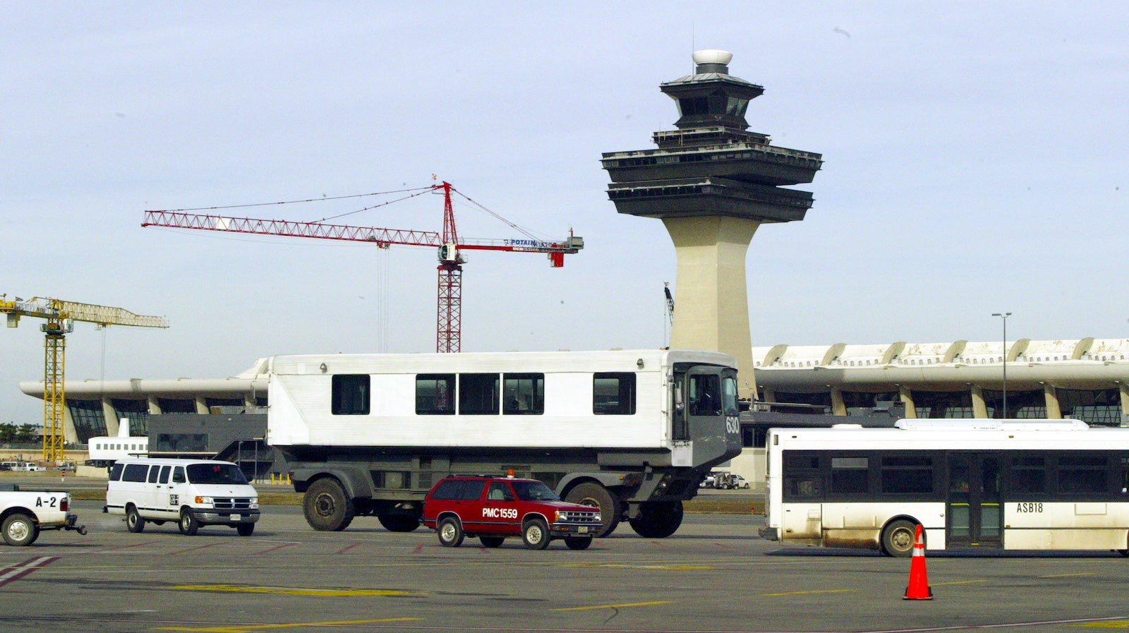 Dulles people movers set for an overhaul - The Points Guy