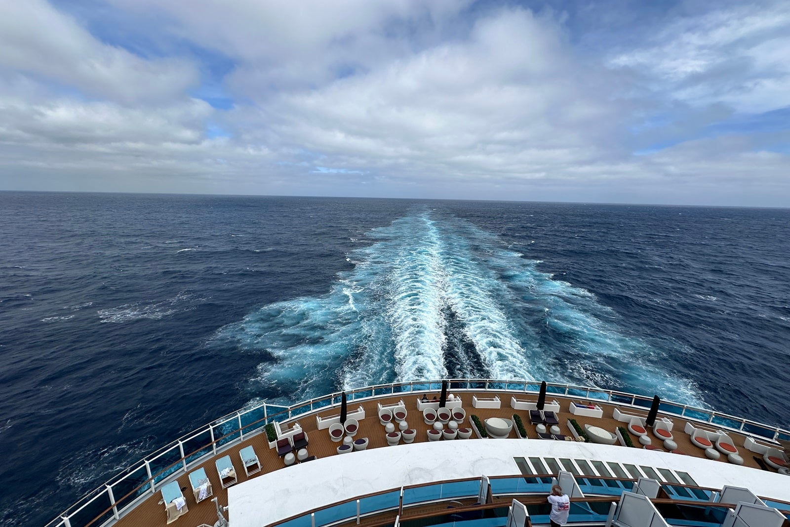 why do cruise ships travel so slowly