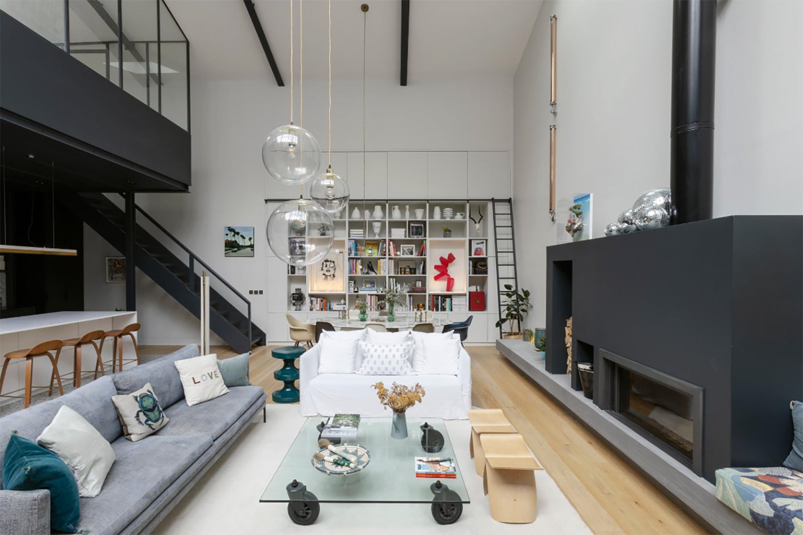 OneFineStay_Apartment Rental_2 copy