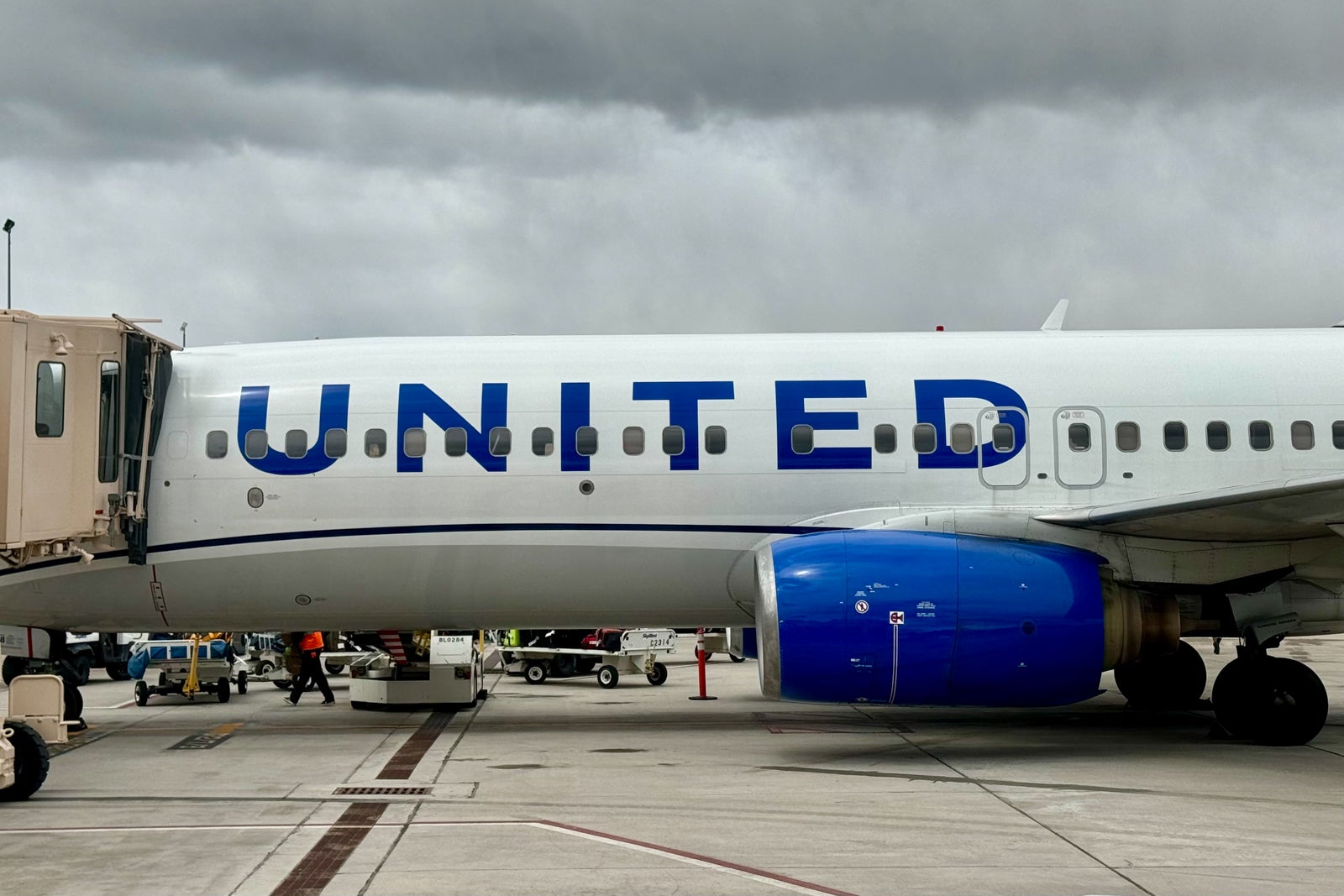 United Boeing 737 Denver Grand Junction