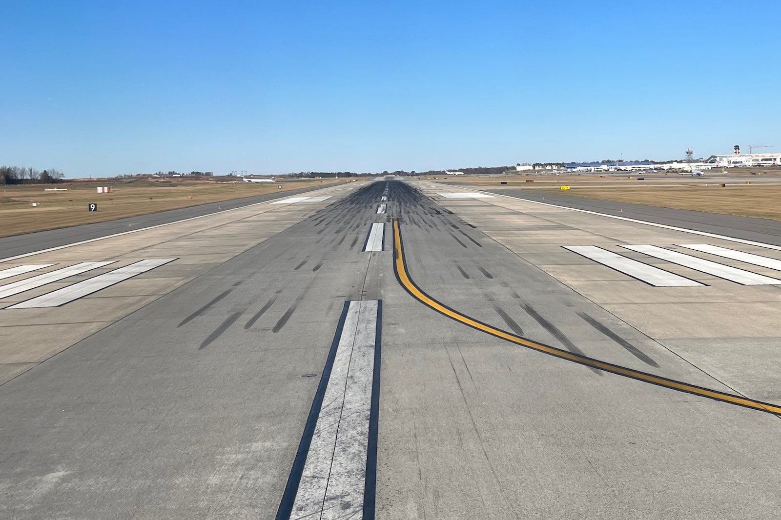 runway CLT