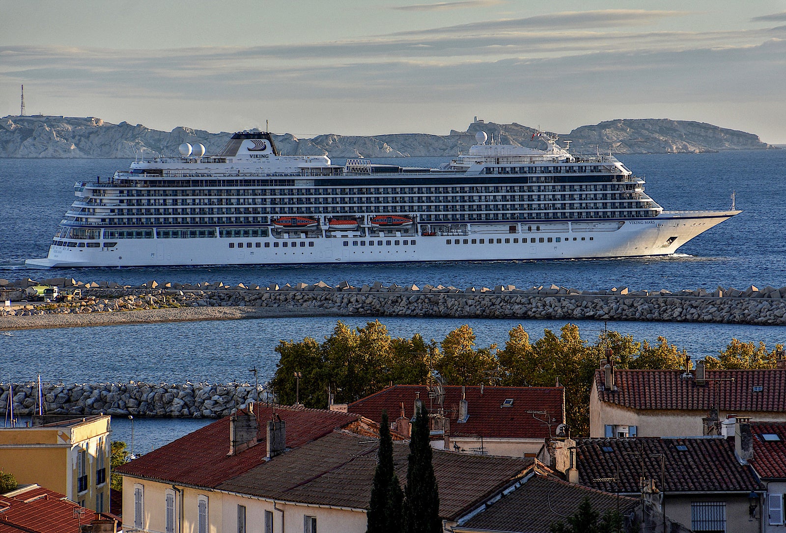 what does a mediterranean cruise cost