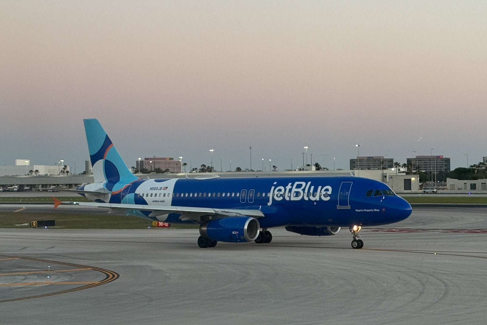 Act fast: 25% off JetBlue flights this fall