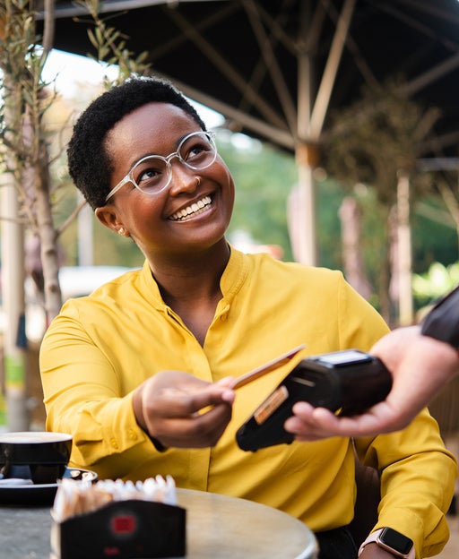 How to use the Amex Gold Dunkin' credit