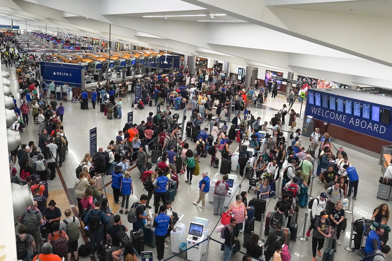 Zondagupdate: 6.500 vluchten geannuleerd sinds IT-fout