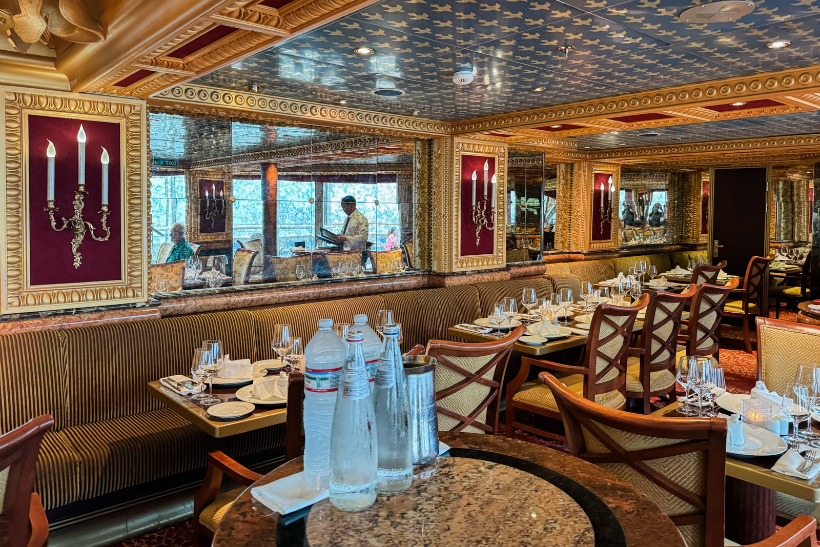 carnival cruise radiance restaurants