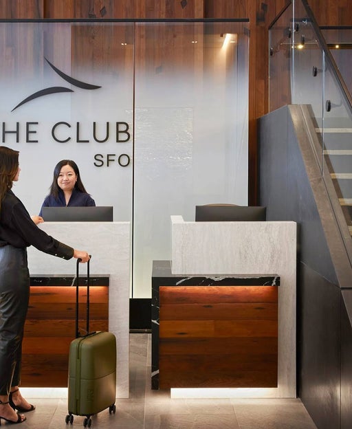 12 credit cards that offer Priority Pass airport lounge access