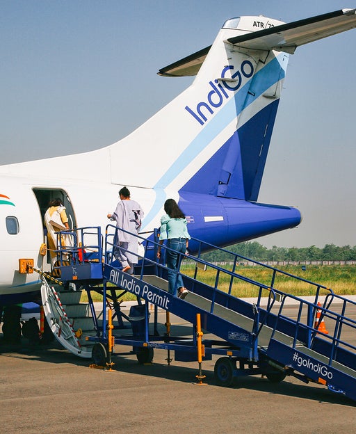 This airline allows female passengers to avoid sitting next to men