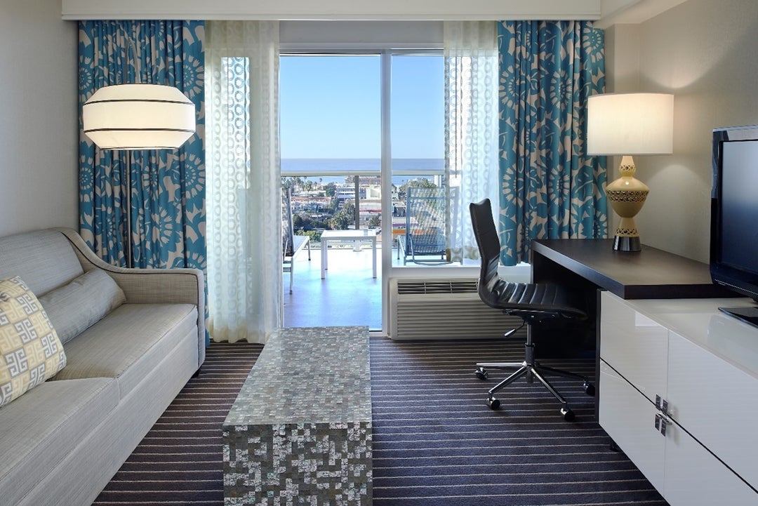 New Hyatt in Santa Monica opens near famed pier and beaches - The ...