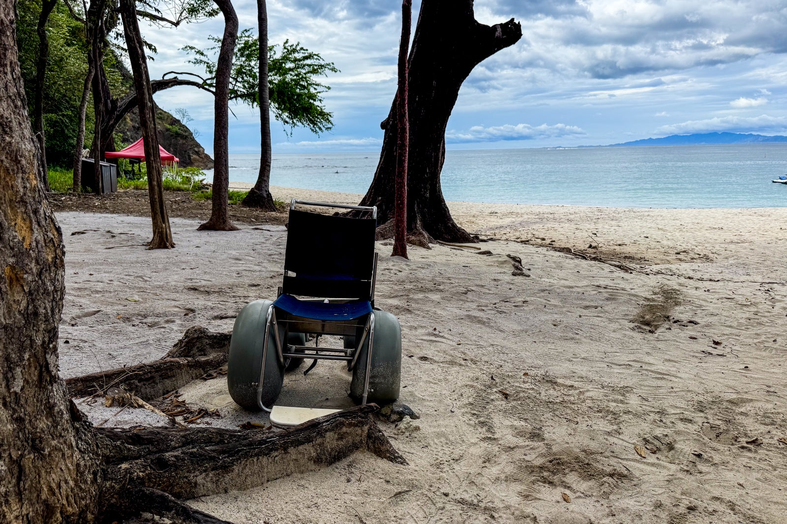 20241212 FSCR ERosen Four Seasons Papagayo Costa Rica Pacific beach wheelchair