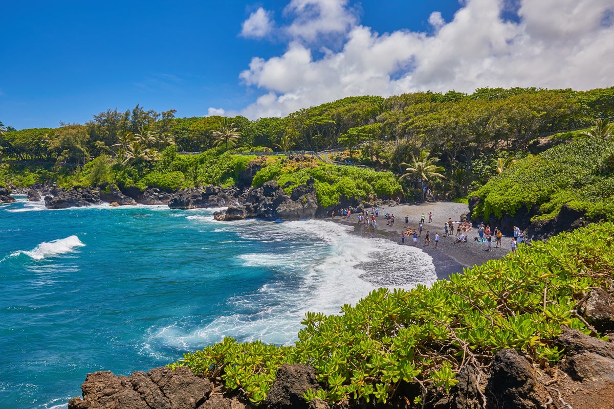 Paradise deal alert Fly to Maui from Boston and New York City from