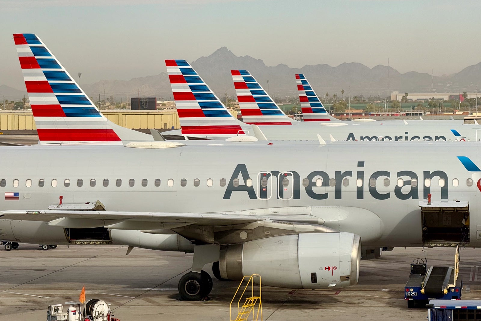 American Airlines Boeing 737 Airbus A320 A321 Eagle Phoenix