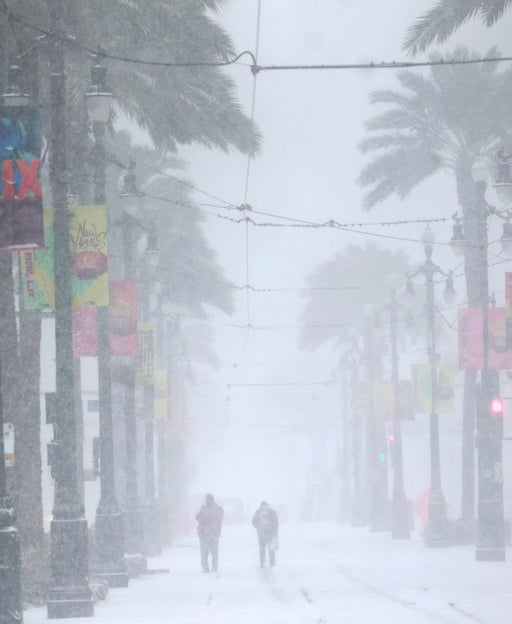 Another rough travel day: 1,800 more flights canceled Wednesday after historic Deep South snowstorm