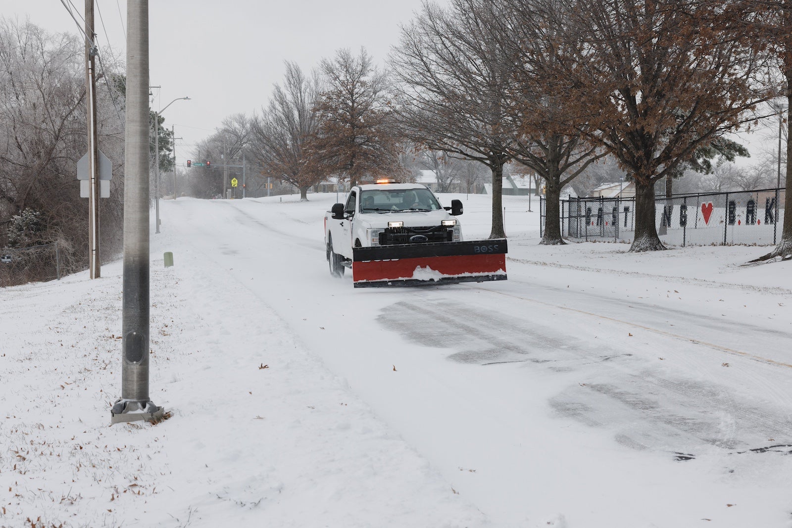 Wintry weather hurricane fuels 1000’s of flight delays and cancellations – The Issues Man