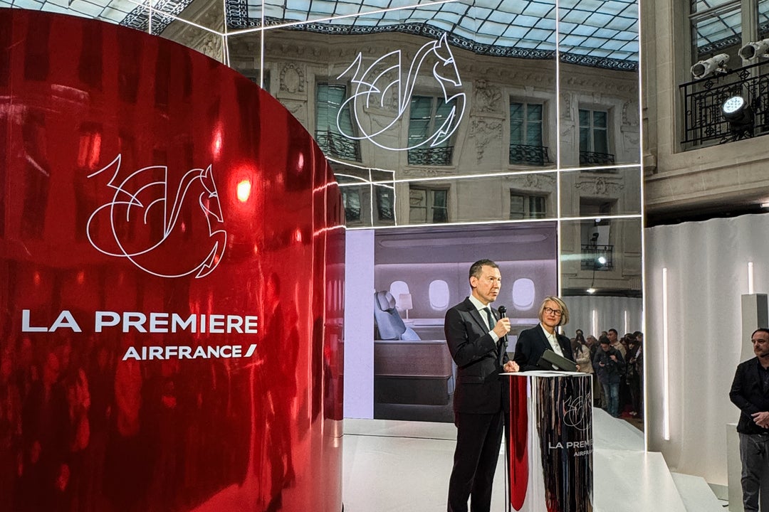 Air France unveils its new La Premiere suites in Paris - FletchSports