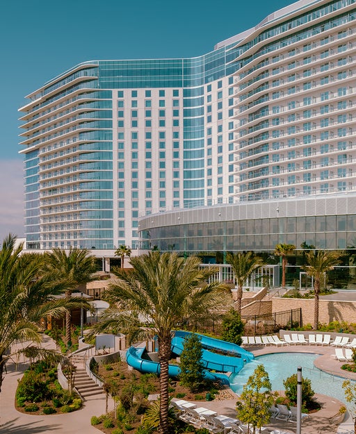 TPG Exclusive: California's first Gaylord Resort features 1,600 guest rooms, a 4.25-acre water park and a dozen restaurants