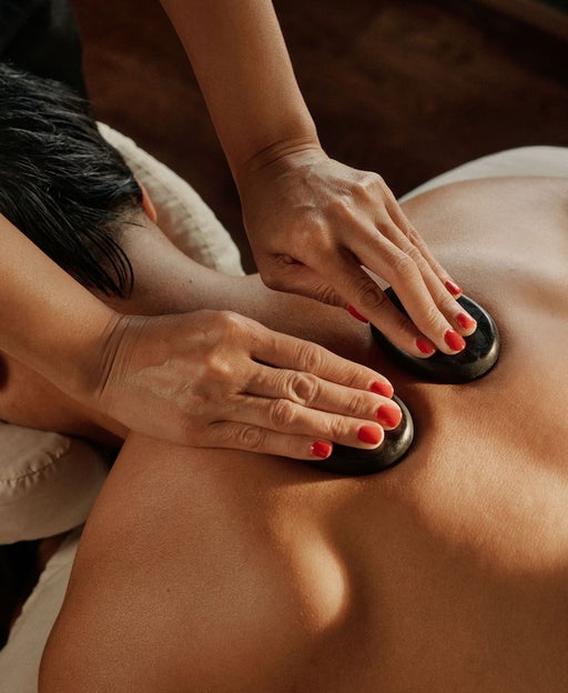 Airbnb’s overhauled app offers on-demand chefs, massages and other hotel-like amenities