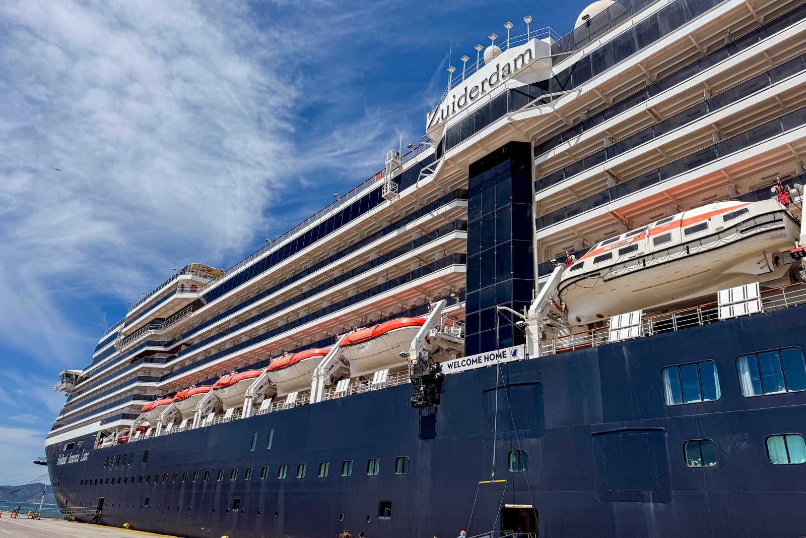HAL Grand World Voyages LMotta Zuiderdam IMG 9046