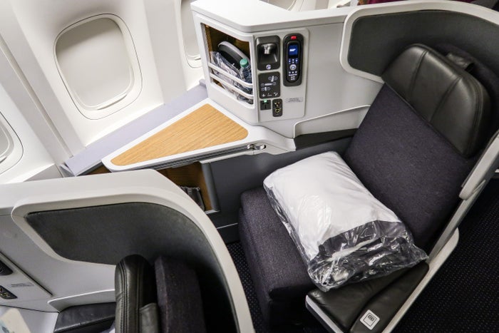 American Airlines Business Class sui Boeing 777-300ER. Foto di Nicky Kelvin.